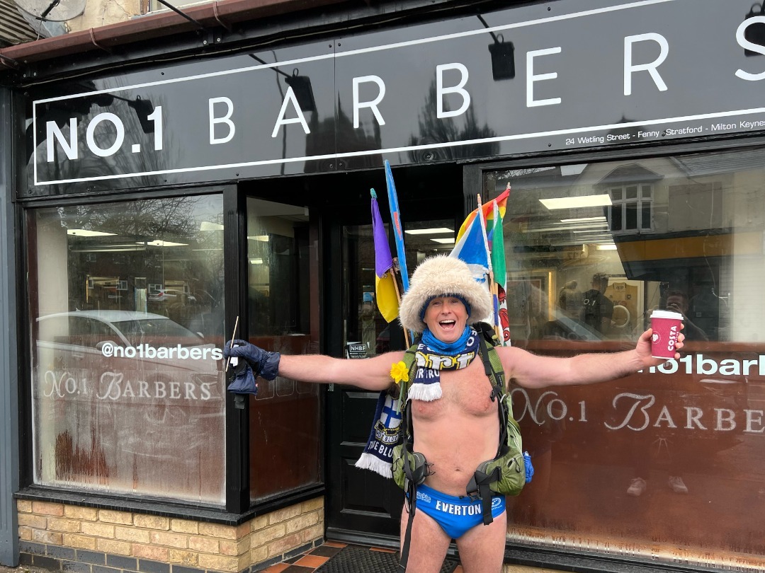 Speedo Mick drops in to No.1 Barbers!